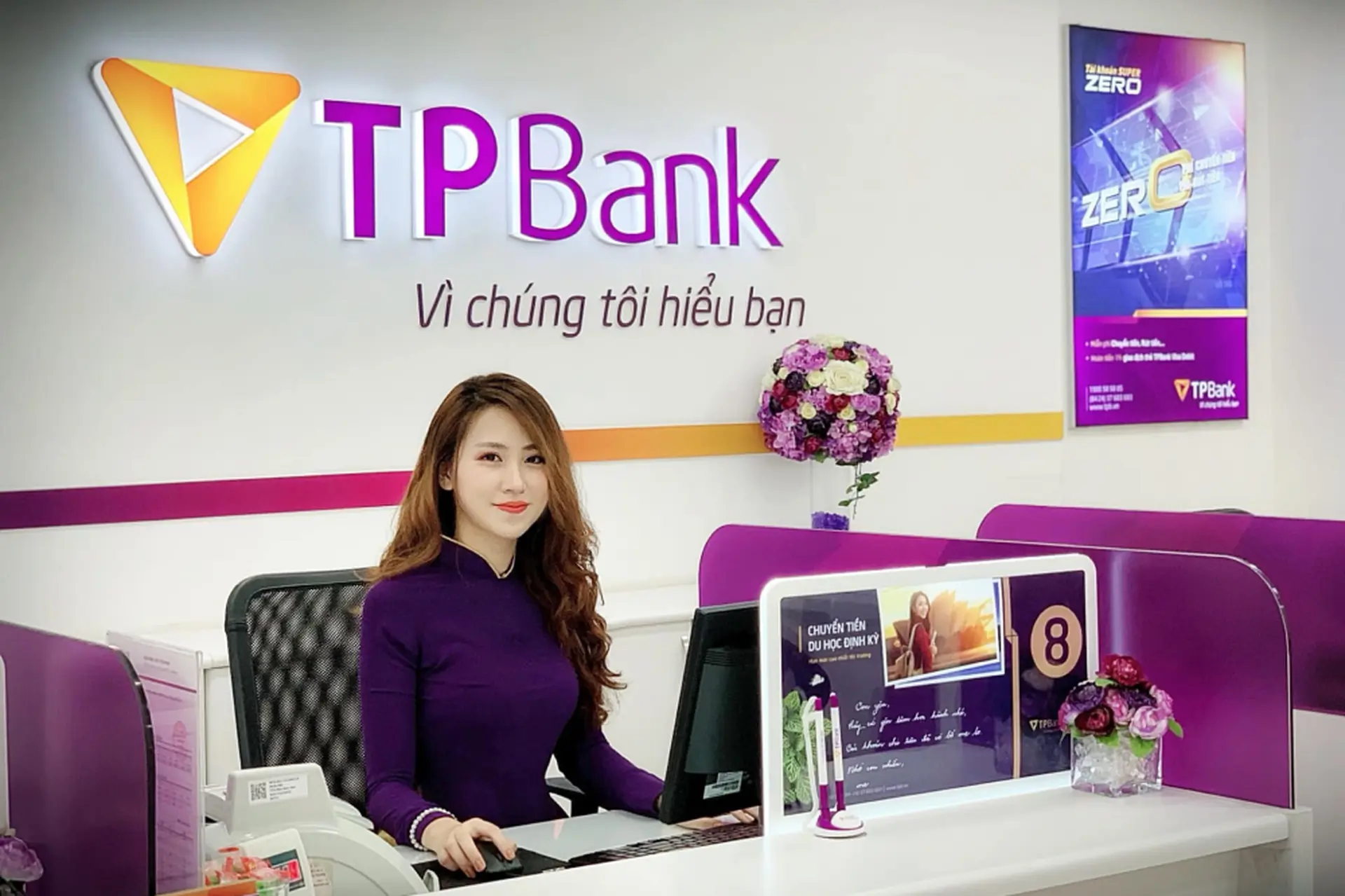 Trên thị trường hiện nay, có nhiều ngân hàng cung cấp thẻ tín dụng với những gói sản phẩm đa dạng. Tuy nhiên, ba cái tên được nhiều khách hàng quan tâm là VPBank với thẻ VPBank Direct, Liobank với Thẻ Thanh Toán, và TPBank với EVOCARD. Mỗi ngân hàng đều có thế mạnh riêng, phù hợp với từng nhóm khách hàng khác nhau.